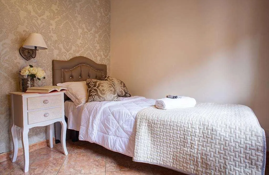 Hotel Ares Milano 3*, Milan Italy